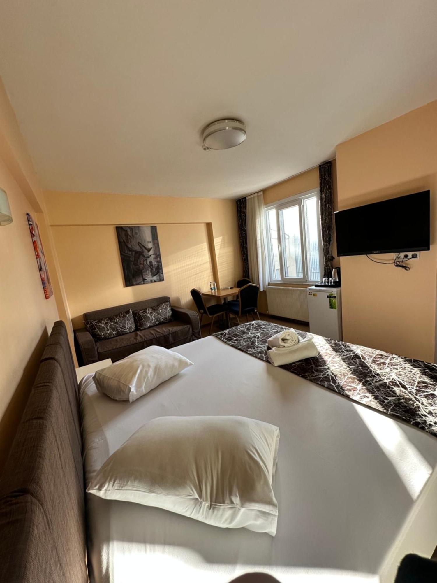 Beyaz Koesk Hotel Истанбул Екстериор снимка
