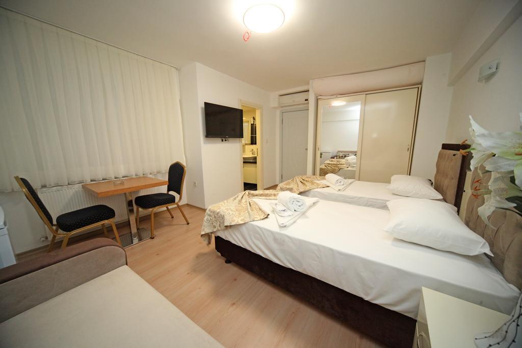 Beyaz Koesk Hotel Истанбул Стая снимка