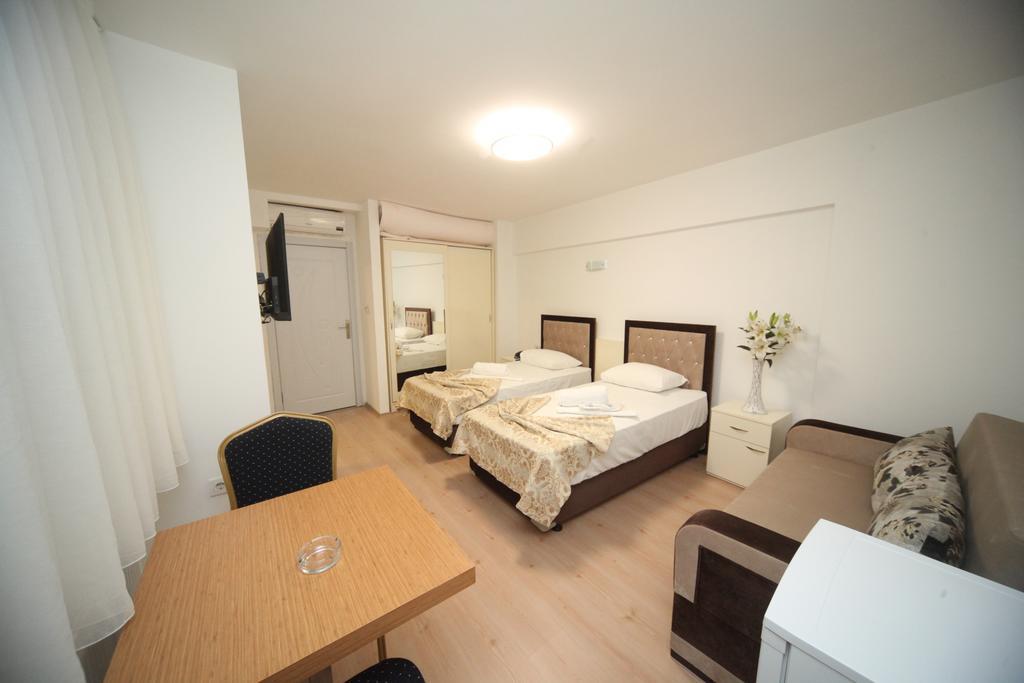 Beyaz Koesk Hotel Истанбул Стая снимка