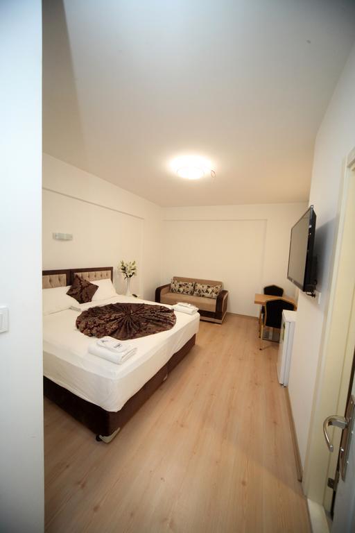 Beyaz Koesk Hotel Истанбул Стая снимка