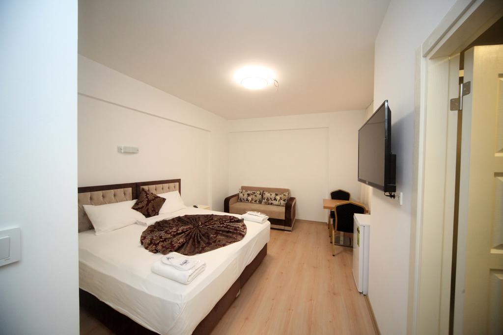Beyaz Koesk Hotel Истанбул Стая снимка