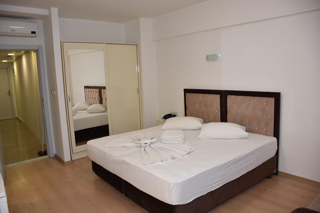 Beyaz Koesk Hotel Истанбул Екстериор снимка