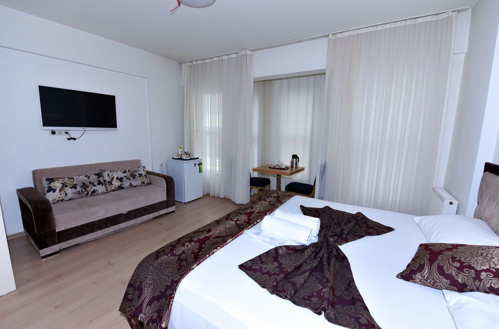 Beyaz Koesk Hotel Истанбул Екстериор снимка