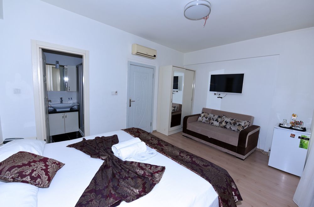 Beyaz Koesk Hotel Истанбул Екстериор снимка